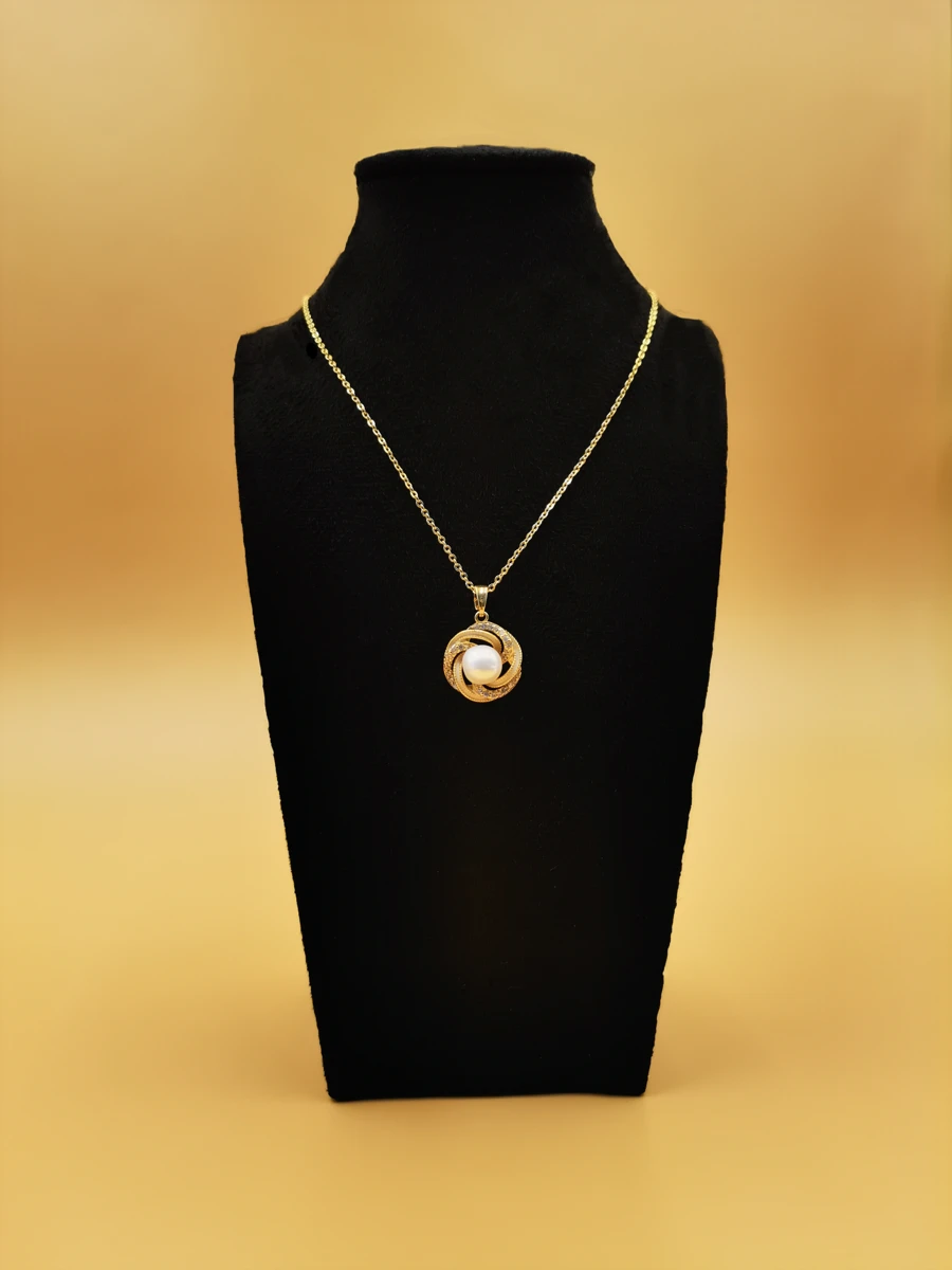 Vintage Bloom Pendant