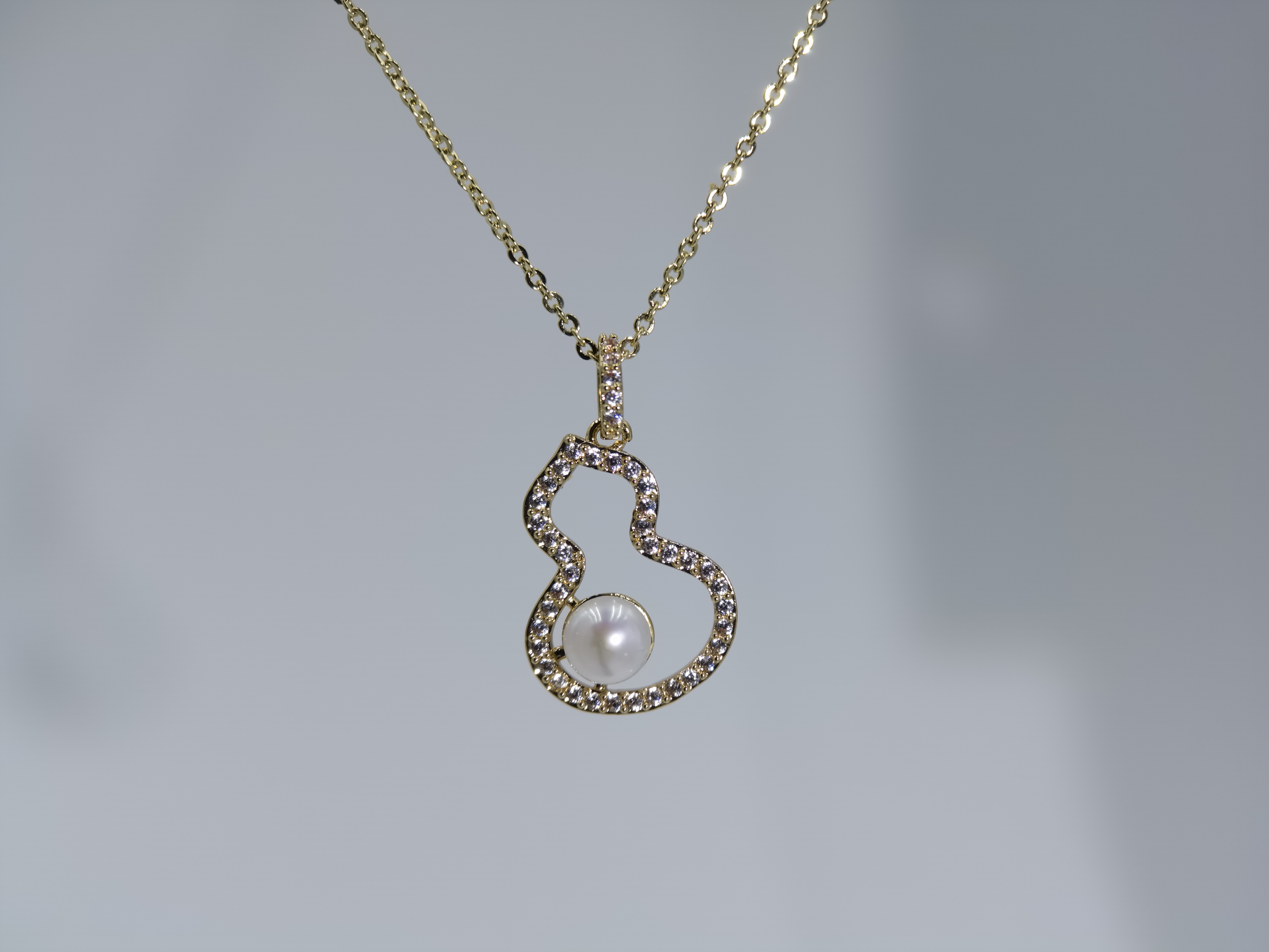 Golden Gourd Pendant - extra photo 1